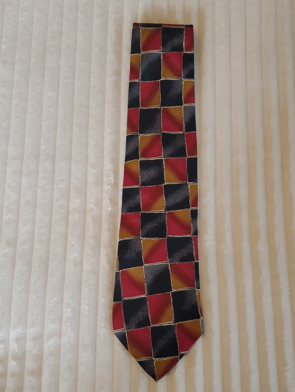 HUGO BOSS TIE, 100% SILK, Made In Italy - Picture 2 of 4